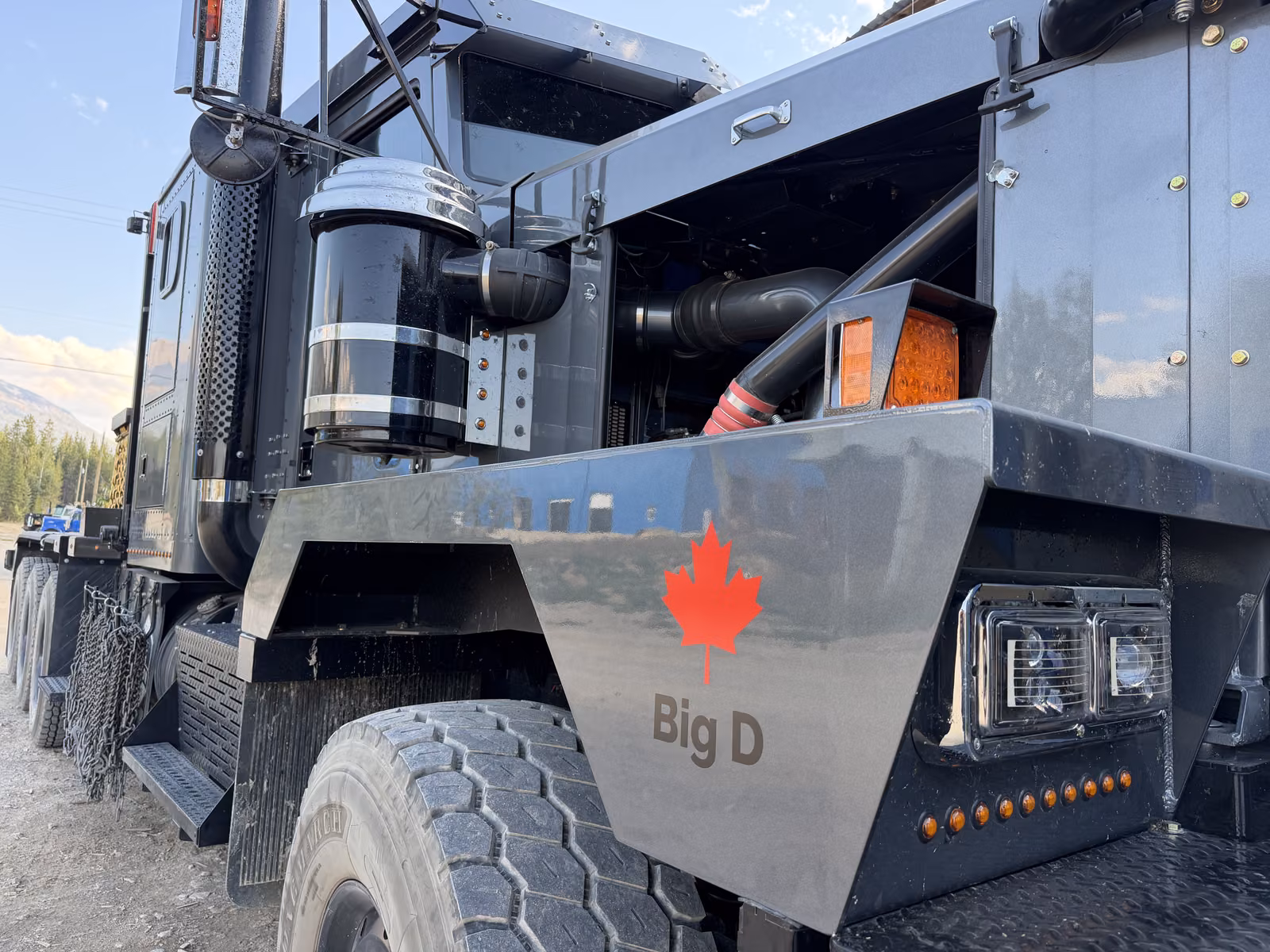 Maple leaf and Big D lettering on the front fender